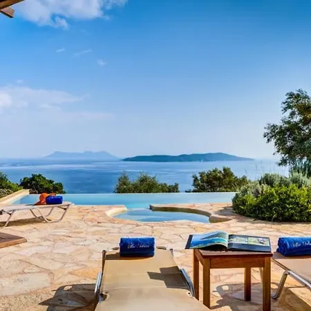 וילה Anatoli - Luxury Seafront With Private Infinity Pool *