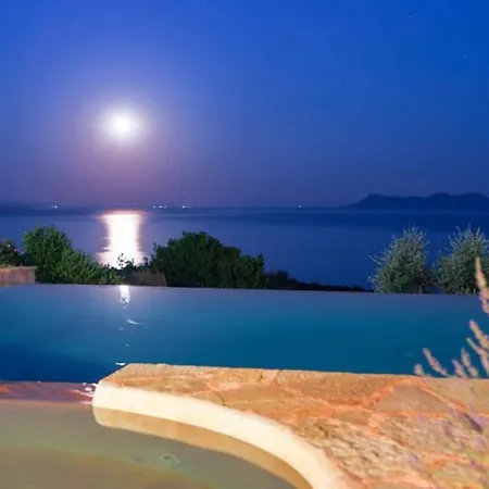 Anatoli - Luxury Seafront With Private Infinity Pool וילה סיבוטה